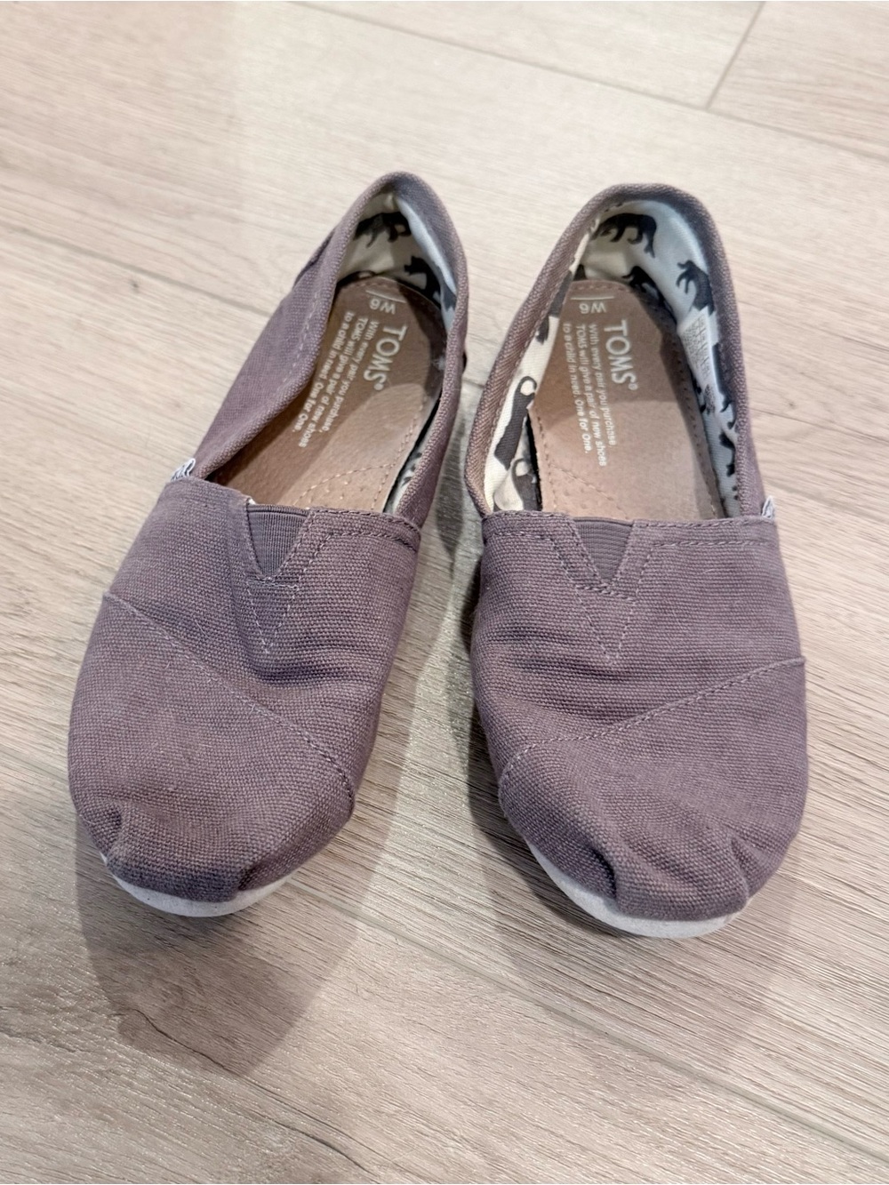 TOMS Classic Women's Brown/gray Flats